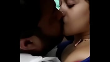 Desi Wife’s Steamy Makeout And Passionate Romance